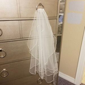 Satin Ribbon Trim Two-tier Angel Cut Bridal Veil